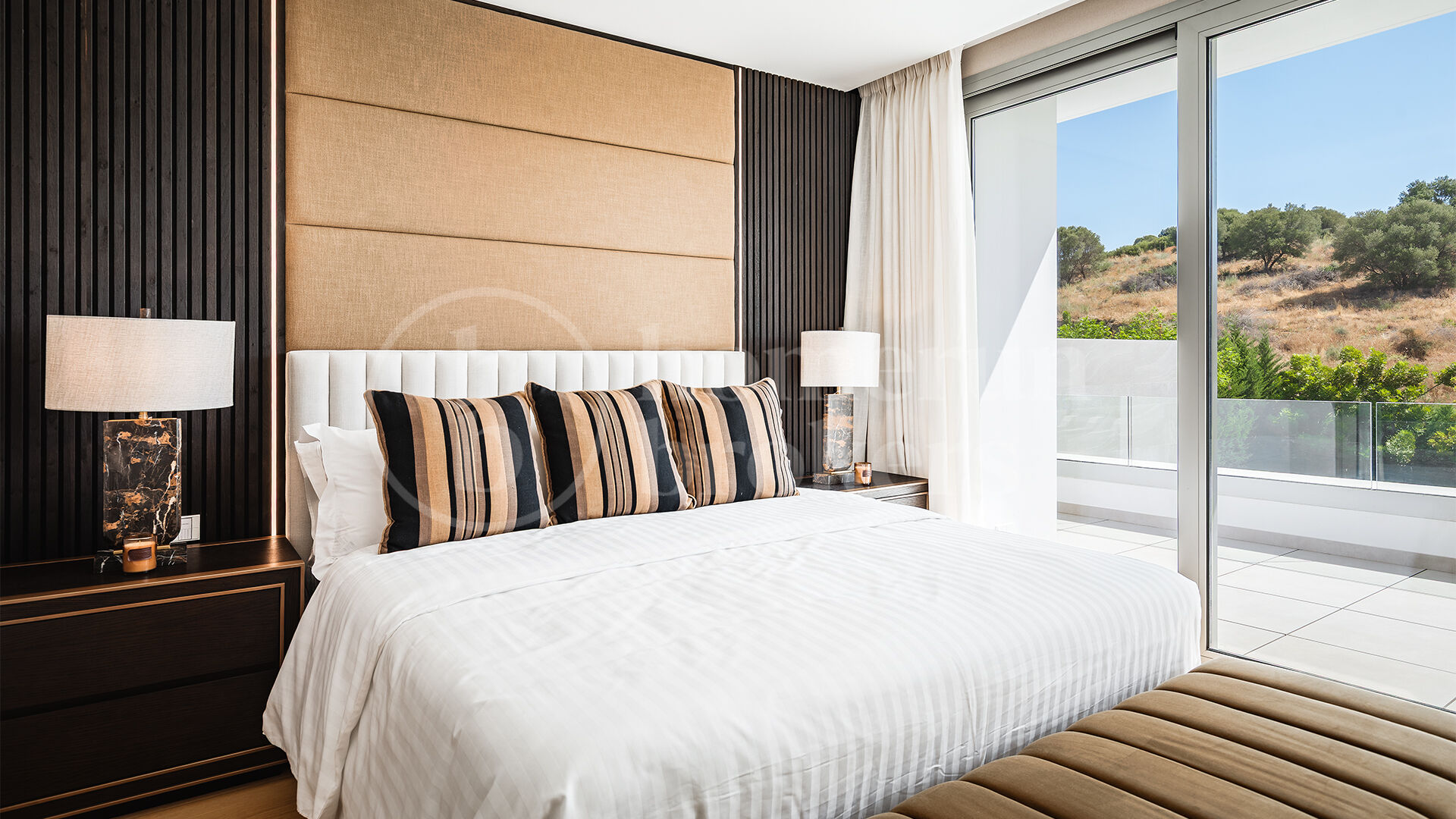 Villa Celia - Elegant modern villa i Marbellas nya gyllene Mile