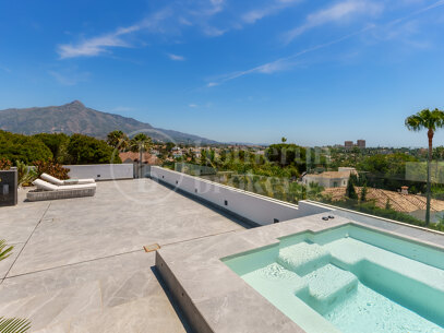 Villa Marina - Contemporary Villa for Sale in Las Brisas, Nueva Andalucía