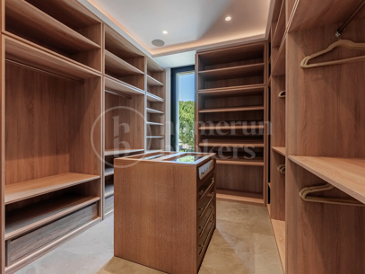 Villa Marina - Contemporary Villa for Sale in Las Brisas, Nueva Andalucía