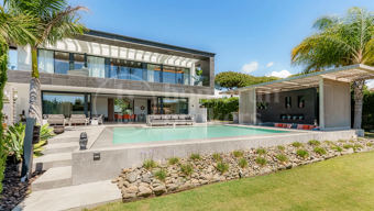 Villa Marina - Contemporary Villa for Sale in Las Brisas, Nueva Andalucía