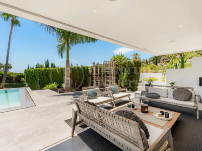 Villa Marina - Contemporary Villa for Sale in Las Brisas, Nueva Andalucía