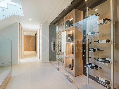 Villa Marina - Contemporary Villa for Sale in Las Brisas, Nueva Andalucía