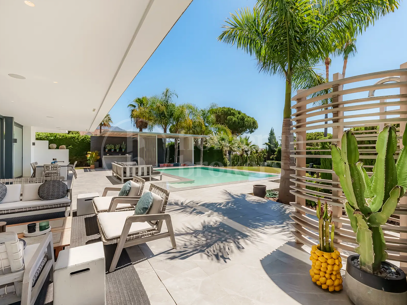 Villa Marina - Contemporary Villa for Sale in Las Brisas, Nueva Andalucía