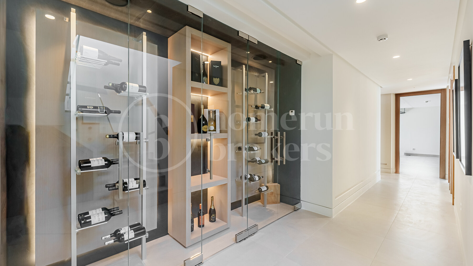 Villa Marina - Contemporary Villa for Sale in Las Brisas, Nueva Andalucía