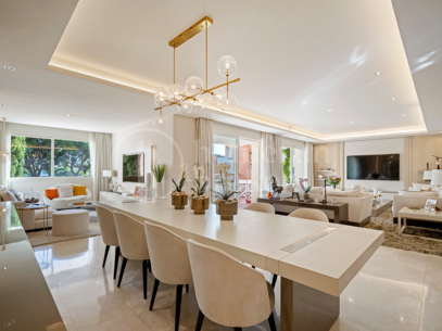 Lägenhet La Trinidad - Dubbel lägenhet för salu i Marbella Golden Mile