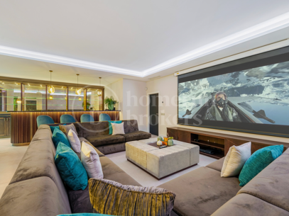 Casa Clare – Modern lyxvilla till salu i La Quinta, Marbella
