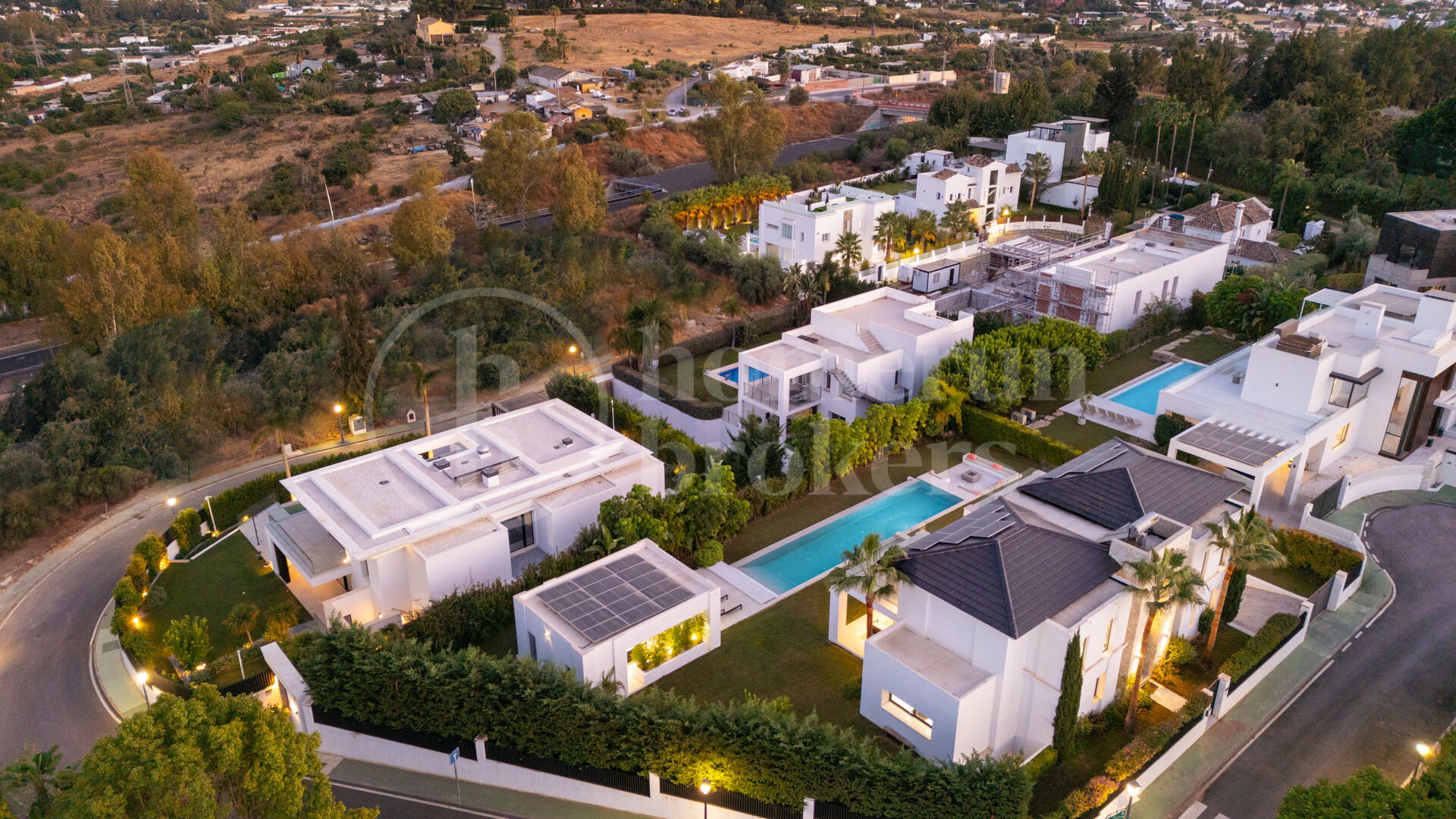 Casa Clare – Contemporary Luxury Villa for Sale in La Quinta, Marbella