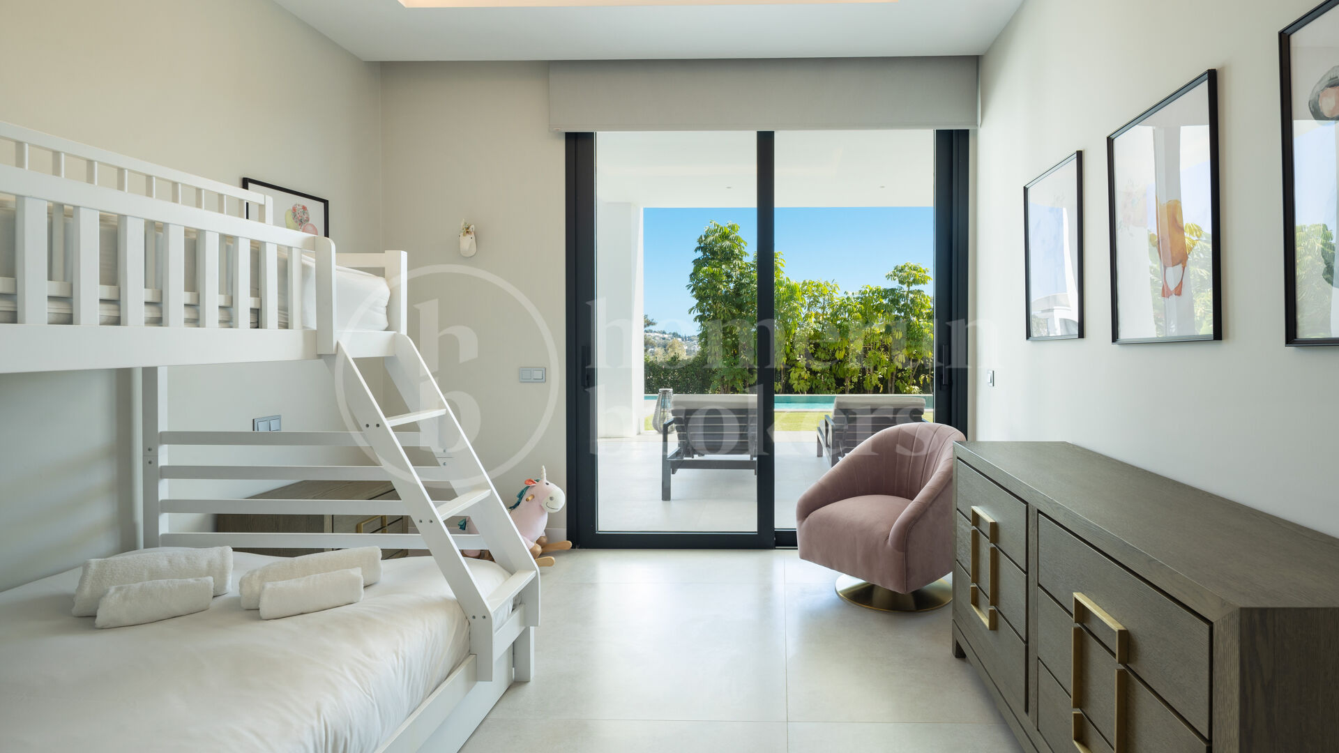 Casa Clare – Contemporary Luxury Villa for Sale in La Quinta, Marbella
