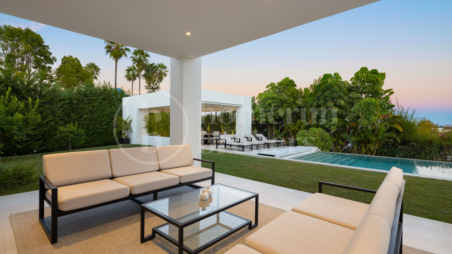 Casa Clare – Contemporary Luxury Villa for Sale in La Quinta, Marbella