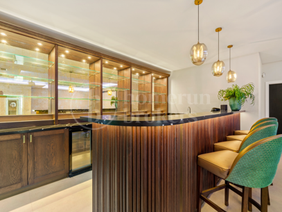 Casa Clare – Modern lyxvilla till salu i La Quinta, Marbella