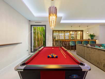 Casa Clare – Modern lyxvilla till salu i La Quinta, Marbella