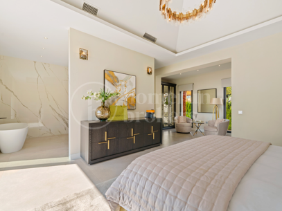 Casa Clare – Modern lyxvilla till salu i La Quinta, Marbella