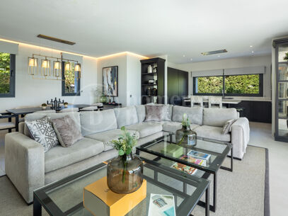 Casa Clare – Contemporary Luxury Villa for Sale in La Quinta, Marbella