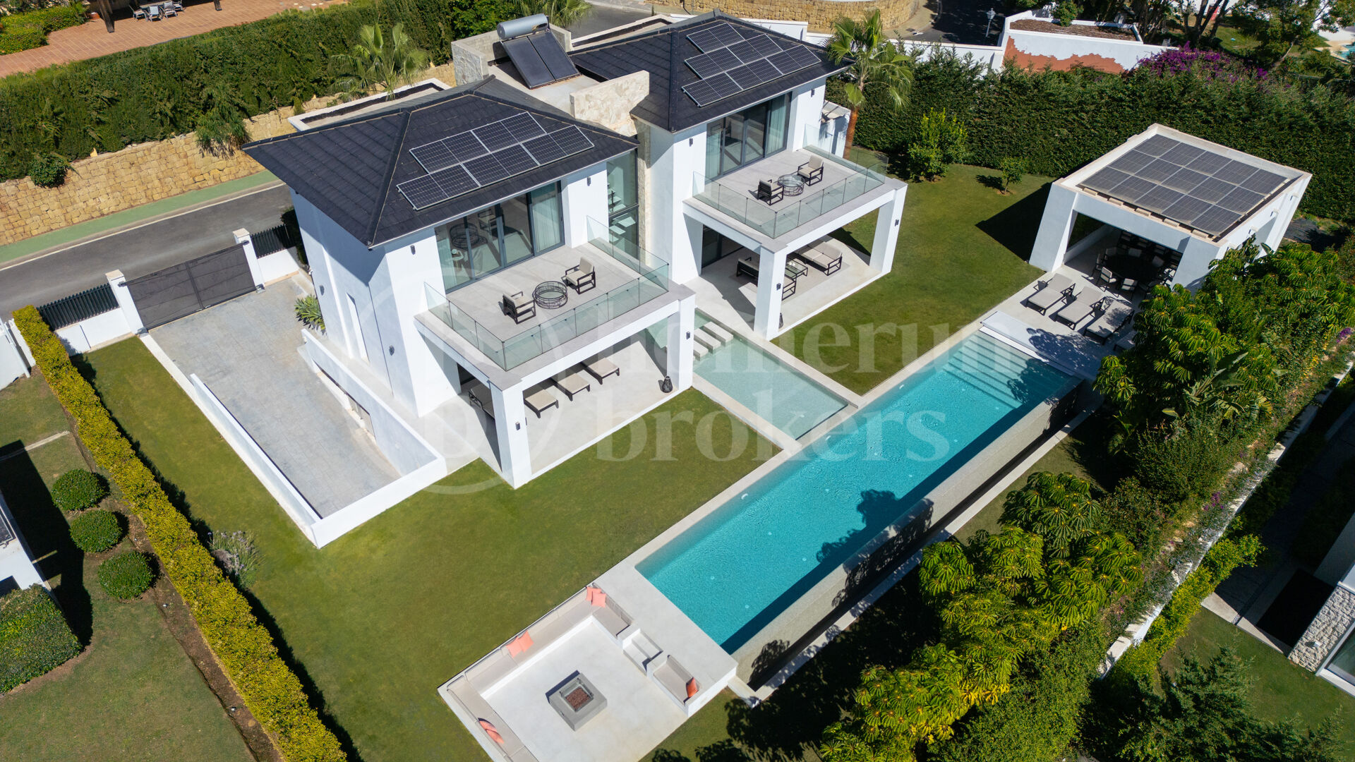 Casa Clare – Contemporary Luxury Villa for Sale in La Quinta, Marbella