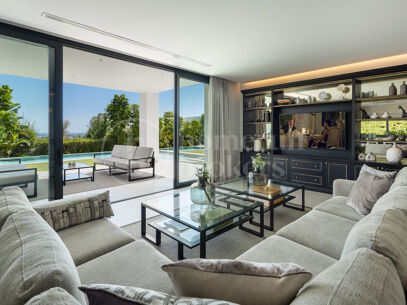 Casa Clare – Contemporary Luxury Villa for Sale in La Quinta, Marbella