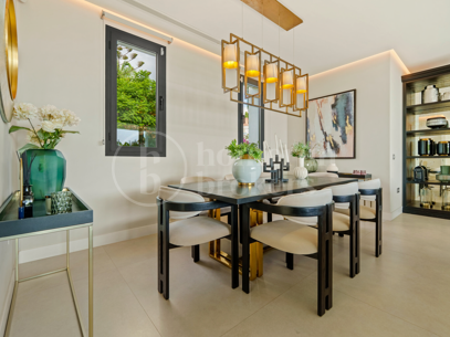 Casa Clare – Modern lyxvilla till salu i La Quinta, Marbella