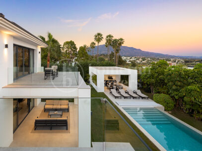 Casa Clare – Contemporary Luxury Villa for Sale in La Quinta, Marbella