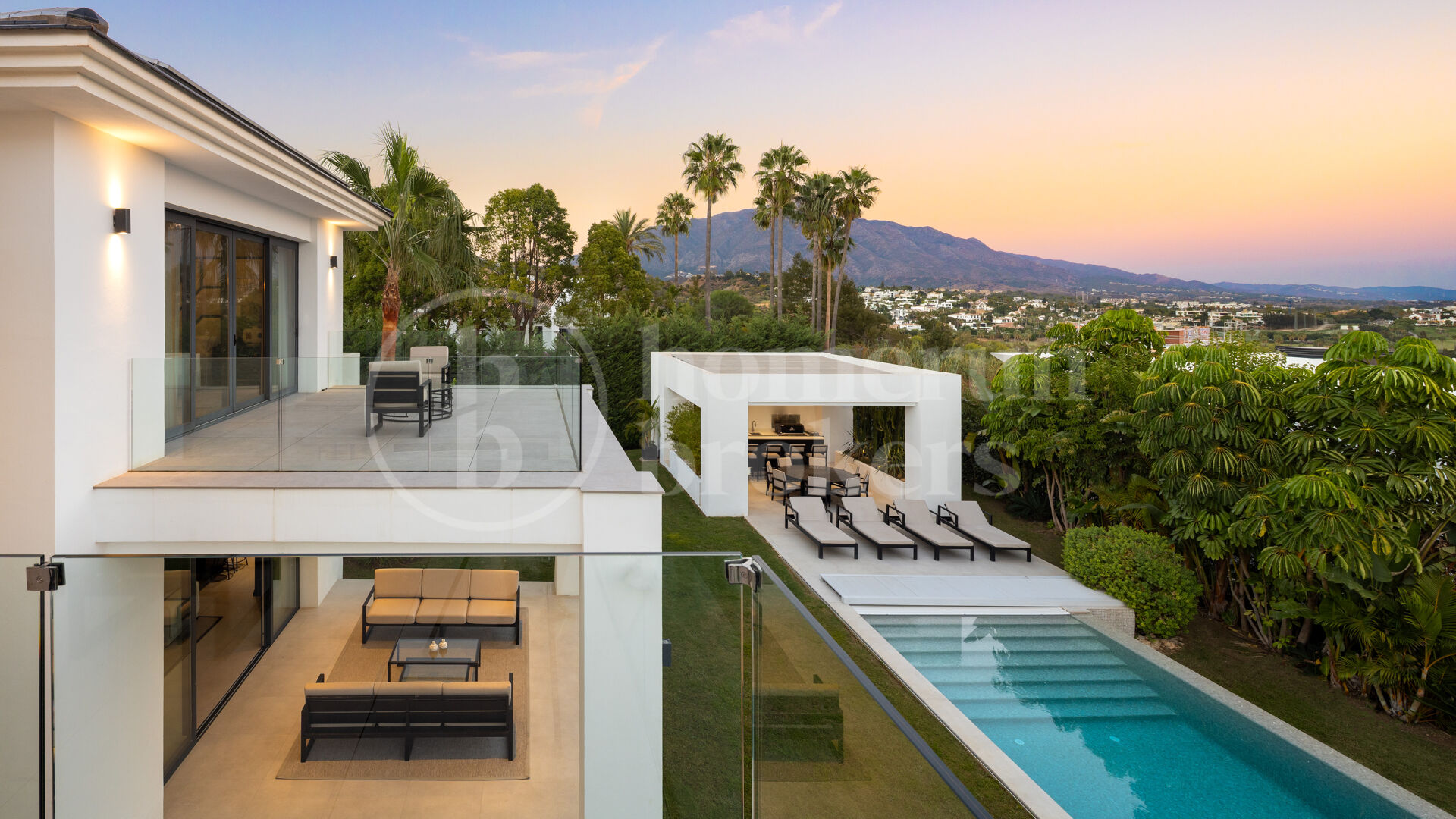 Casa Clare – Contemporary Luxury Villa for Sale in La Quinta, Marbella