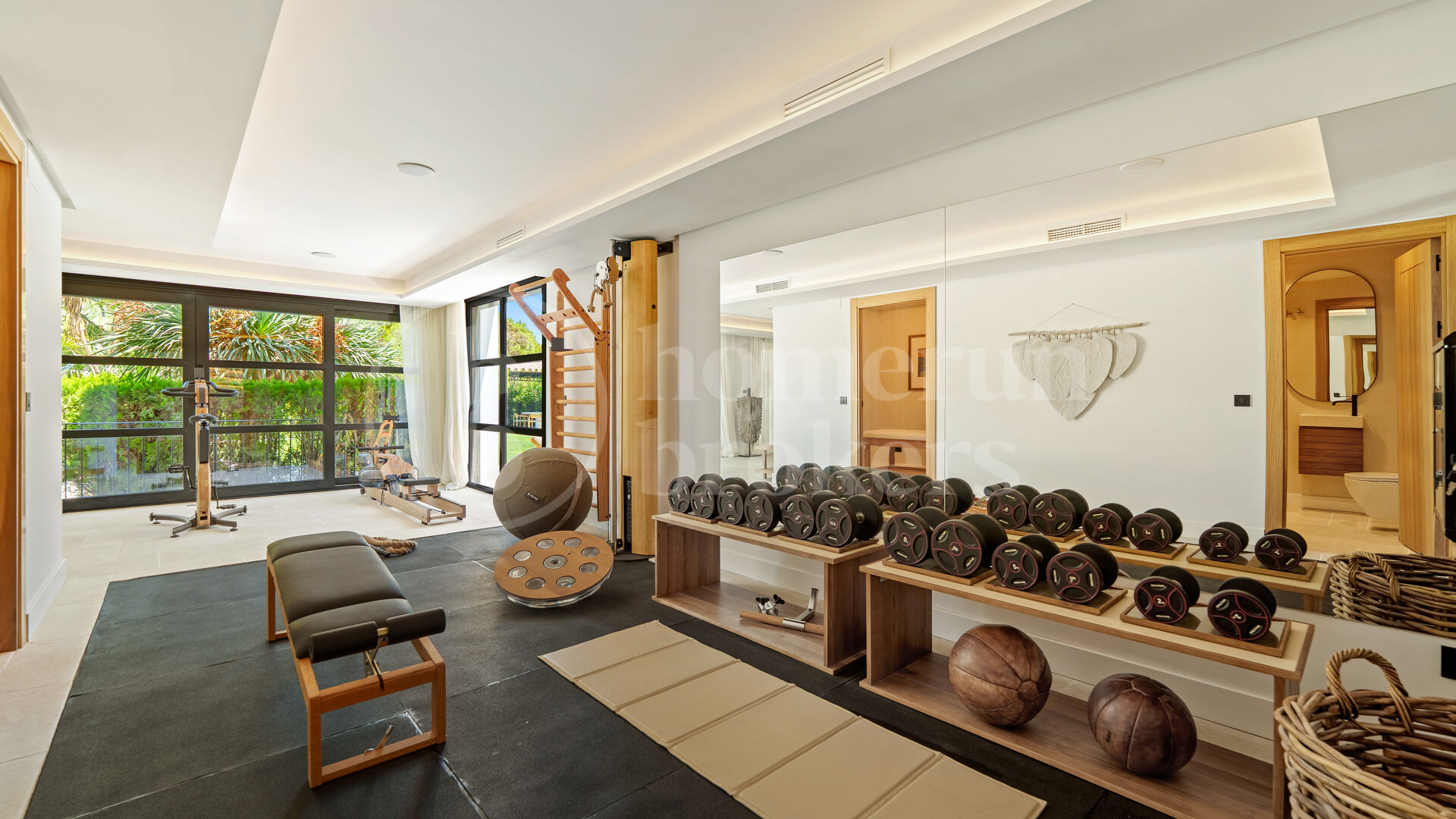 Villa Cielo Mar - Modern Mediterranean VILLA with Sea and Mountain View’s