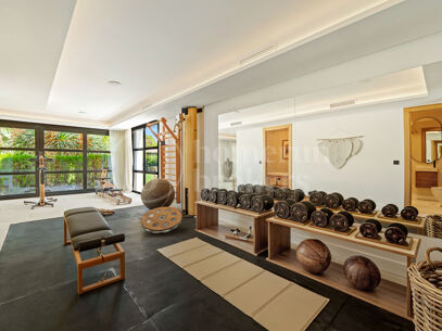 Villa Cielo Mar - Modern Mediterranean VILLA with Sea and Mountain View’s