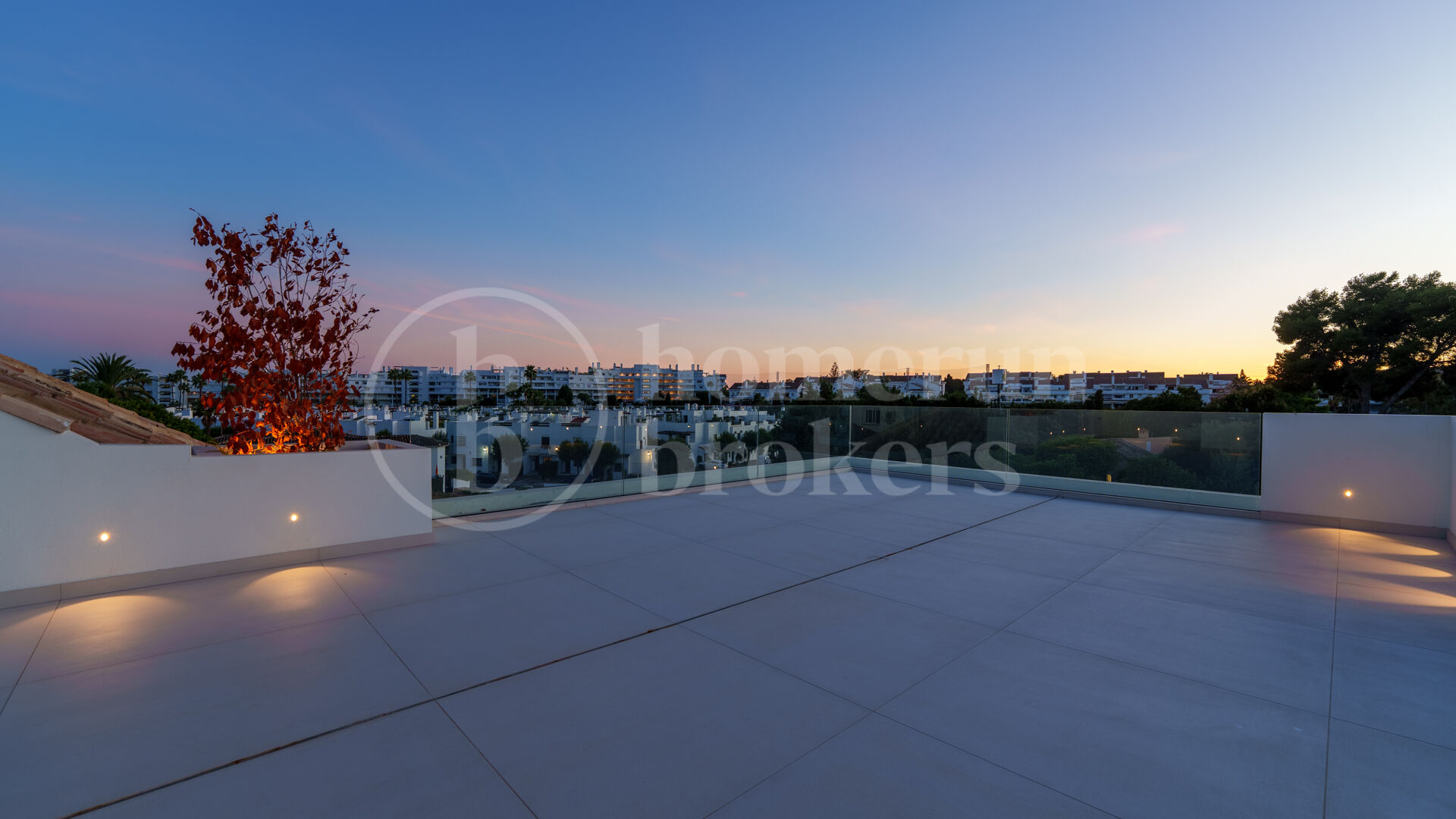 Villa Linda Vista – Contemporary Elegance by the Coast in San Pedro de Alcántara