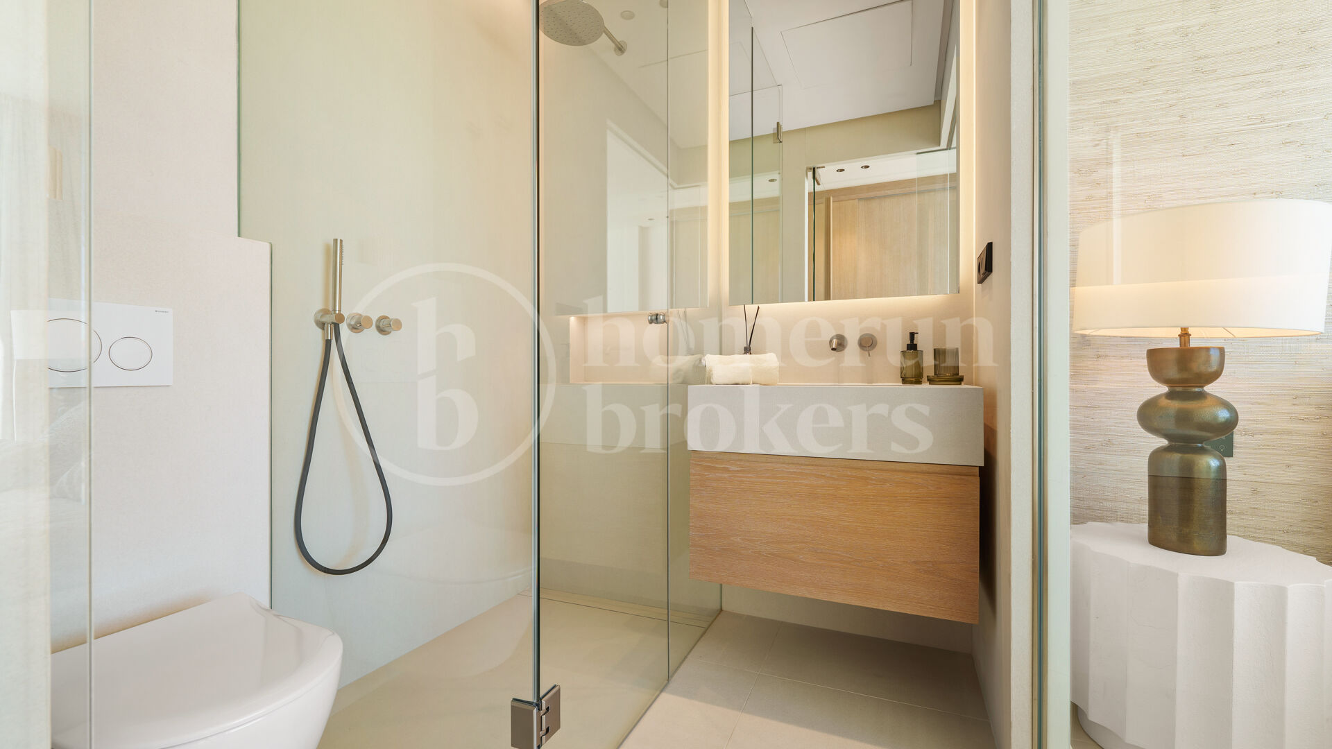 Villa Linda Vista – Contemporary Elegance by the Coast in San Pedro de Alcántara