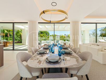 Villa Linda Vista – Contemporary Elegance by the Coast in San Pedro de Alcántara