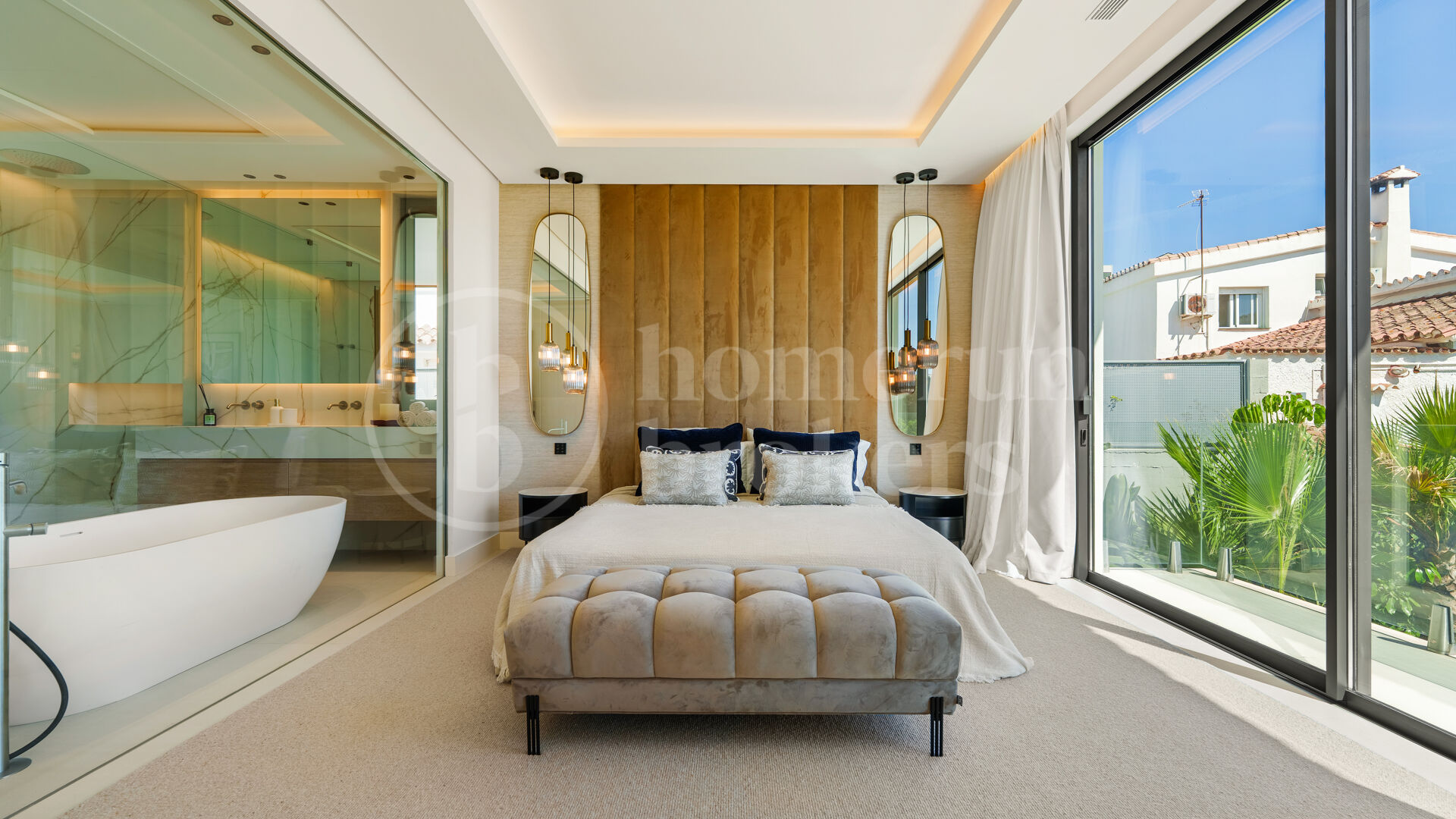 Villa Linda Vista – Contemporary Elegance by the Coast in San Pedro de Alcántara