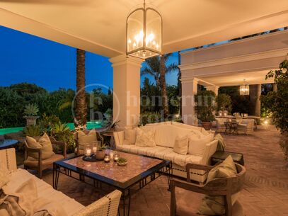 Villa Bellagio - Luxury 8-Bedroom Villa in Guadalmina Baja
