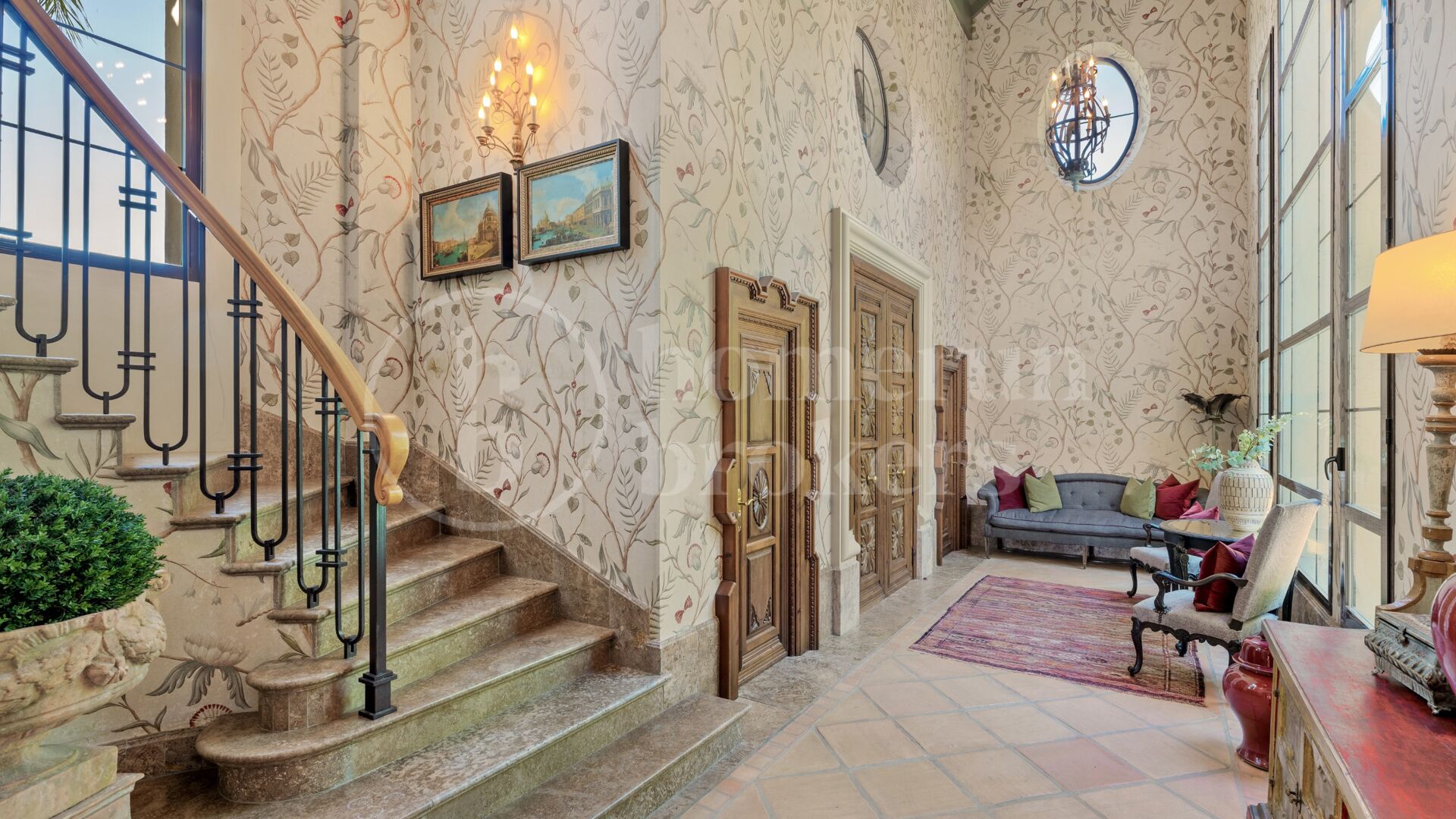 Villa Bellagio - Luxury 8-Bedroom Villa in Guadalmina Baja