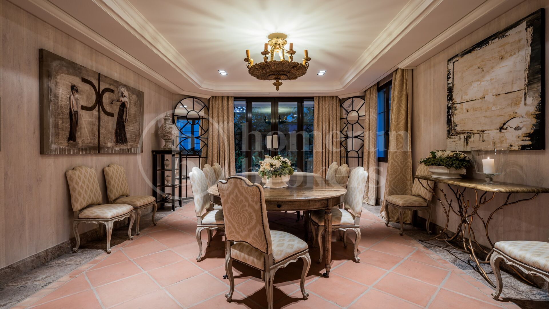 Villa Bellagio - Luxury 8-Bedroom Villa in Guadalmina Baja