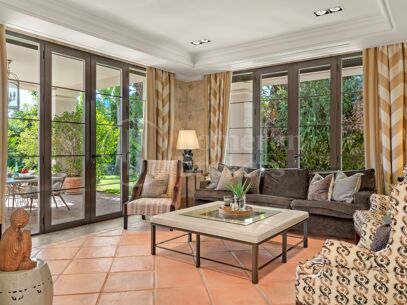 Villa Bellagio - Luxury 8-Bedroom Villa in Guadalmina Baja