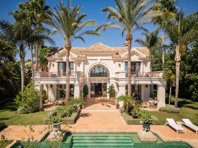 Villa Bellagio - Luxury 8-Bedroom Villa in Guadalmina Baja