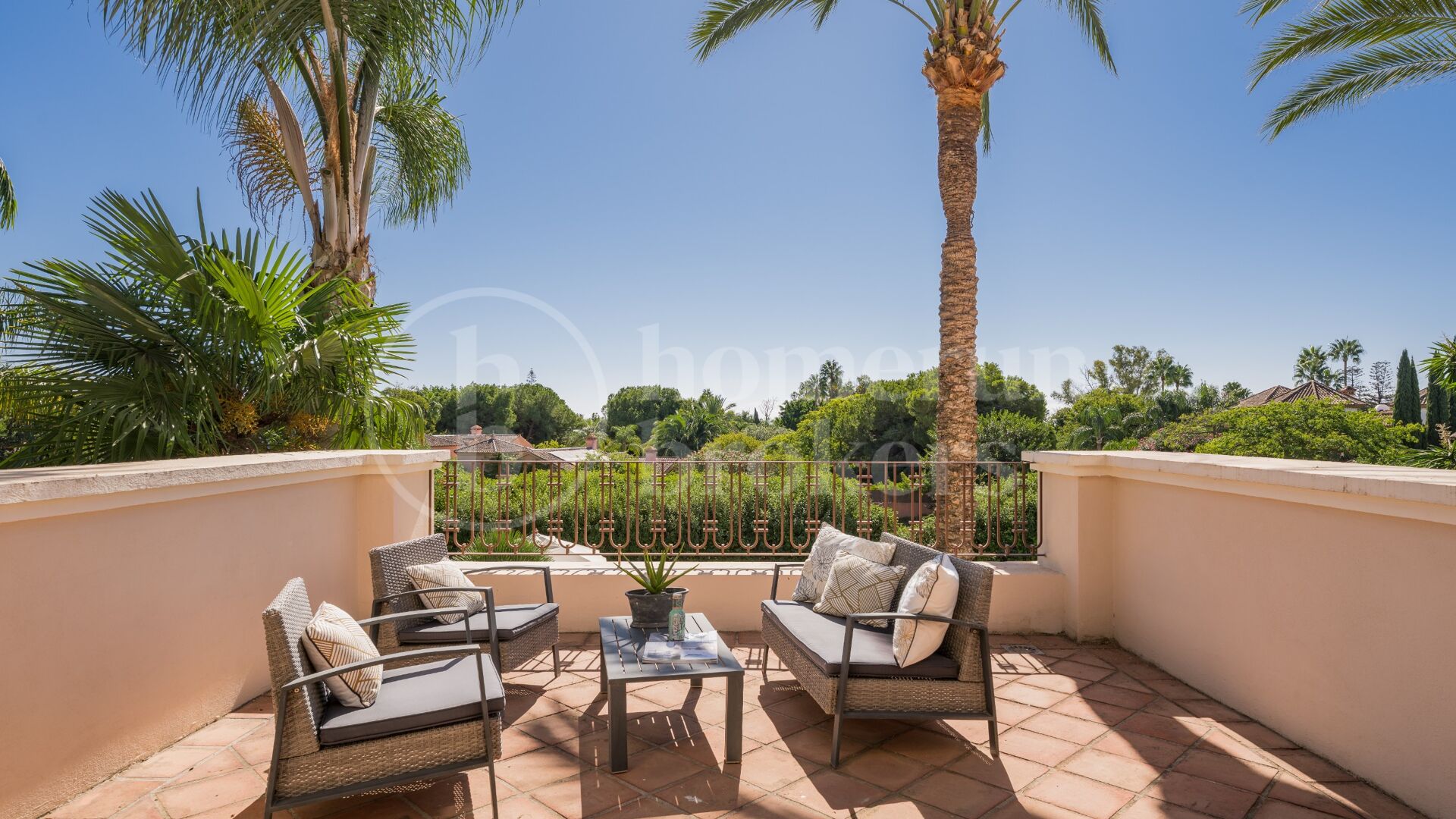 Villa Bellagio - Luxury 8-Bedroom Villa in Guadalmina Baja