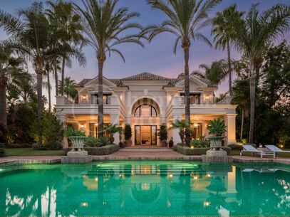 Villa Bellagio - Luxury 8-Bedroom Villa in Guadalmina Baja