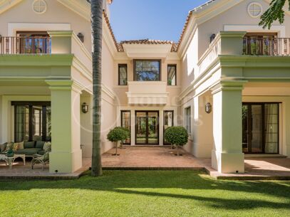 Villa Bellagio - Luxury 8-Bedroom Villa in Guadalmina Baja