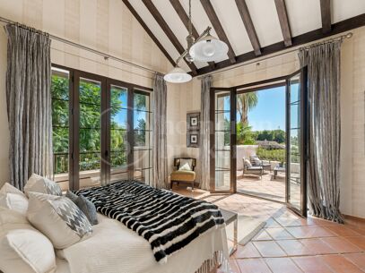Villa Bellagio - Luxury 8-Bedroom Villa in Guadalmina Baja
