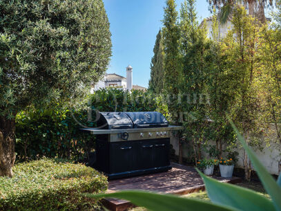 Villa Pinot - renoverad villa med havsutsikt i Estepona