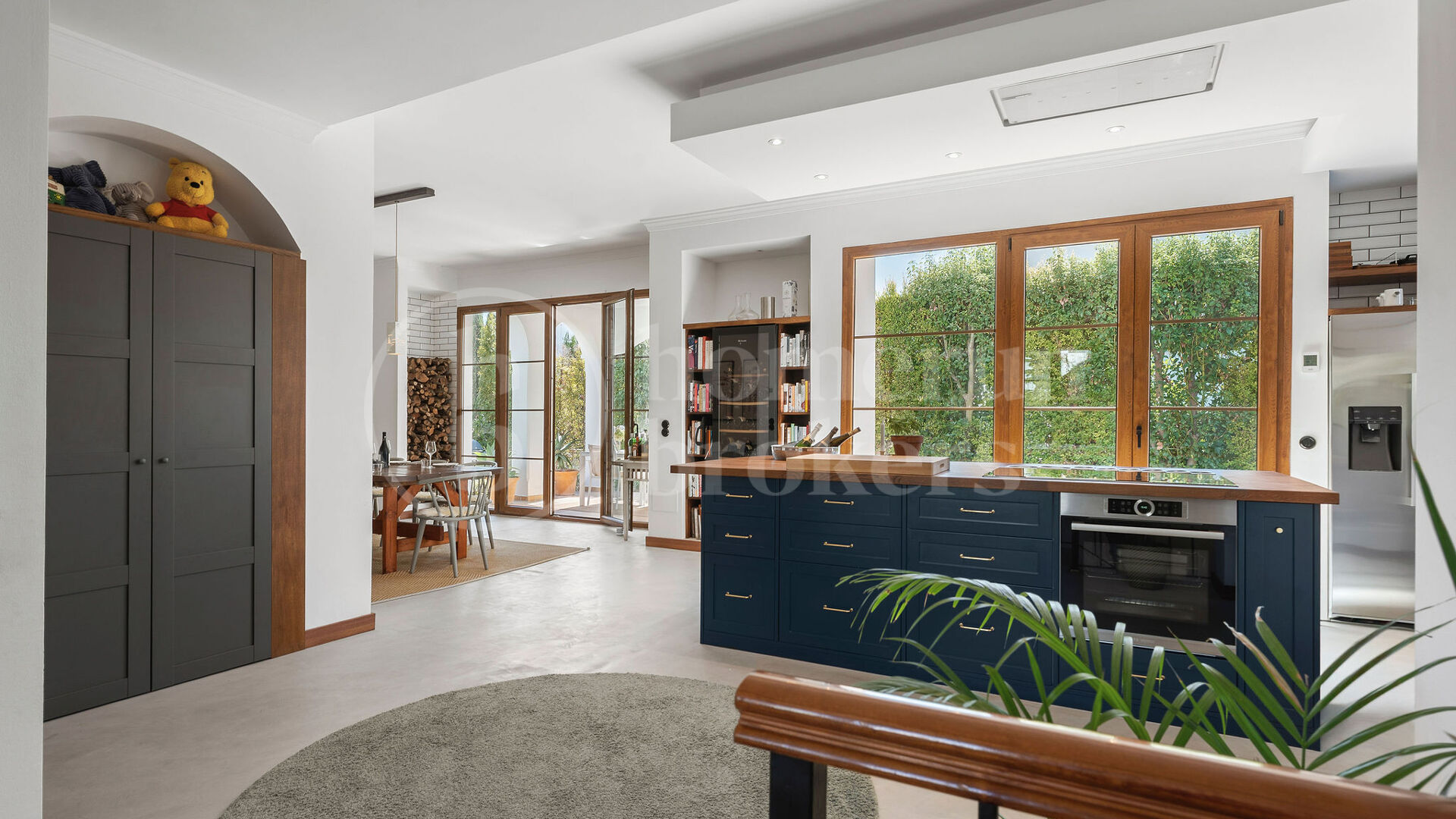 Villa Pinot - renoverad villa med havsutsikt i Estepona