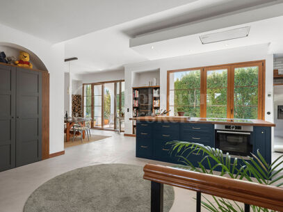 Villa Pinot - renoverad villa med havsutsikt i Estepona