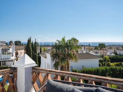 Villa Pinot - renoverad villa med havsutsikt i Estepona