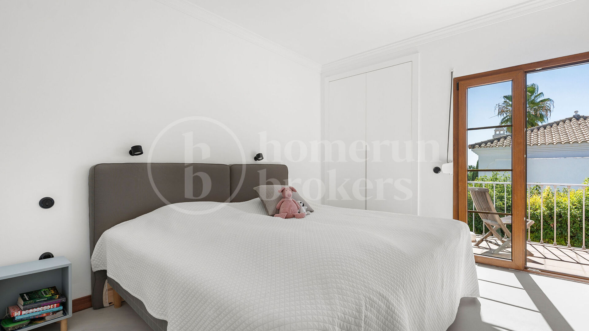 Villa Pinot - renoverad villa med havsutsikt i Estepona