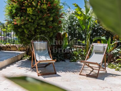 Centauro 15 – Modern Balinese-Inspired Villa in the Golf Valley of Nueva Andalucía