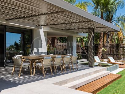 Centauro 15 – Modern Balinese-Inspired Villa in the Golf Valley of Nueva Andalucía