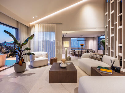 Centauro 15 – Modern Balinese-Inspired Villa in the Golf Valley of Nueva Andalucía
