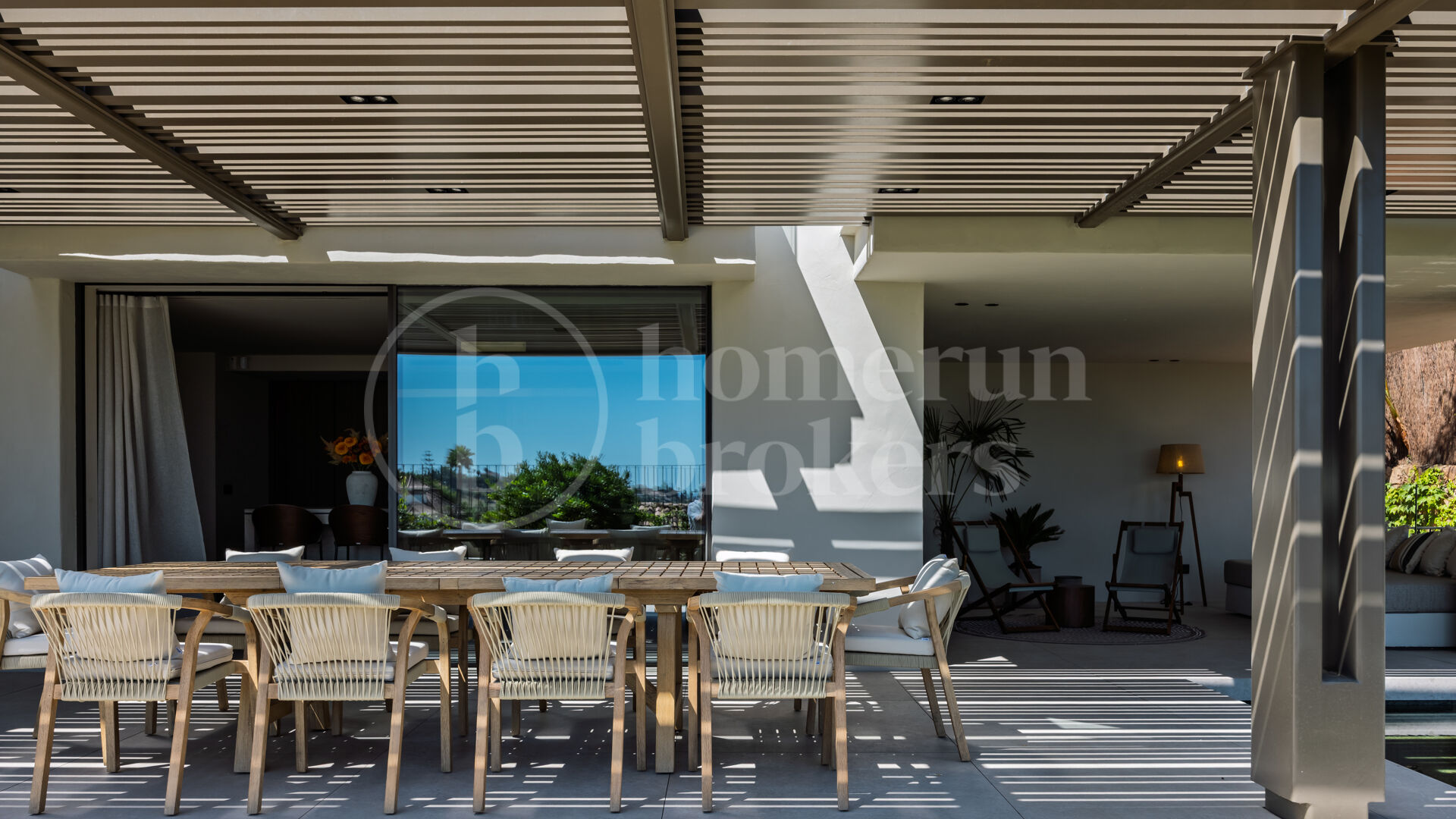 Centauro 15 – Modern Balinese-Inspired Villa in the Golf Valley of Nueva Andalucía