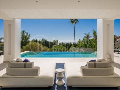 Villa George – Newly Renovated Contemporary Home with Panoramic Sea Views, Pool & Spa
