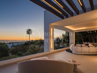 Villa George – Newly Renovated Contemporary Home with Panoramic Sea Views, Pool & Spa
