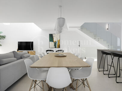 Villa Estrella - Modern 5-Bedroom Overlooking Cabopino Golf Course