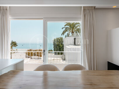 Oasis Club - Frontline Beach on Golden Mile
